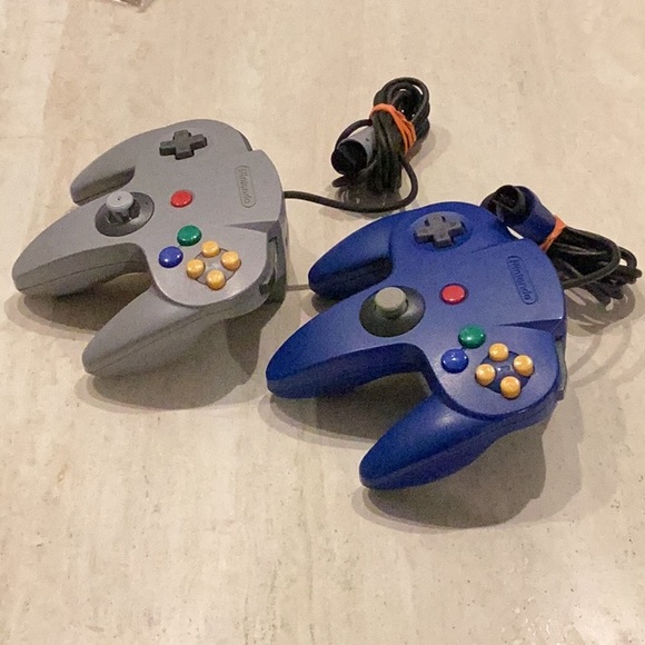 Nintendo 64 Controllers Original N64 Controller Lot Of 2 Blue Grey - Picture 3 of 16